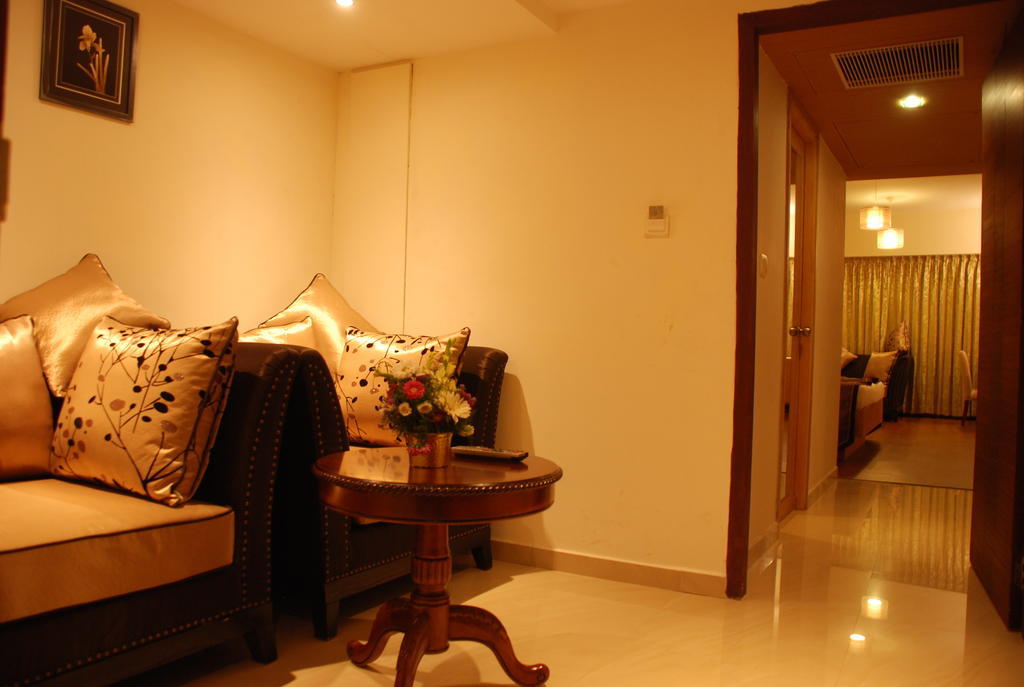 Pla Krishna Inn Tiruchirappalli Habitación foto